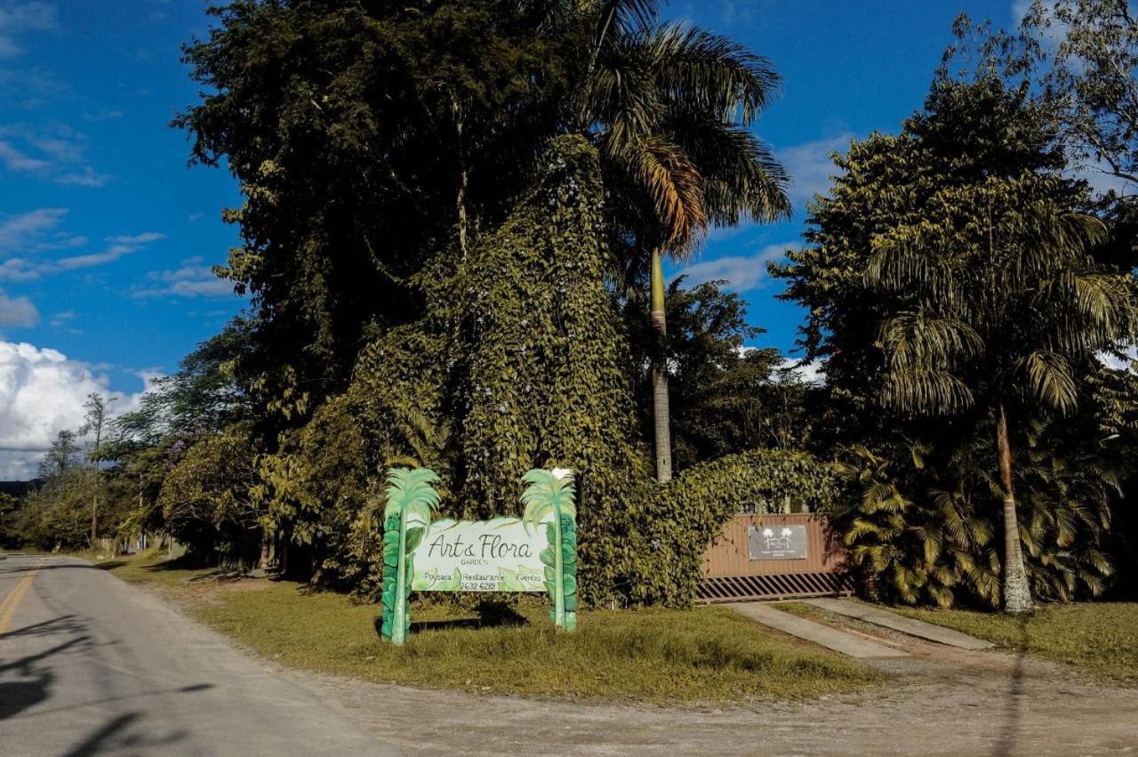 Pousada Art E Flora Garden Guapimirim Exterior photo